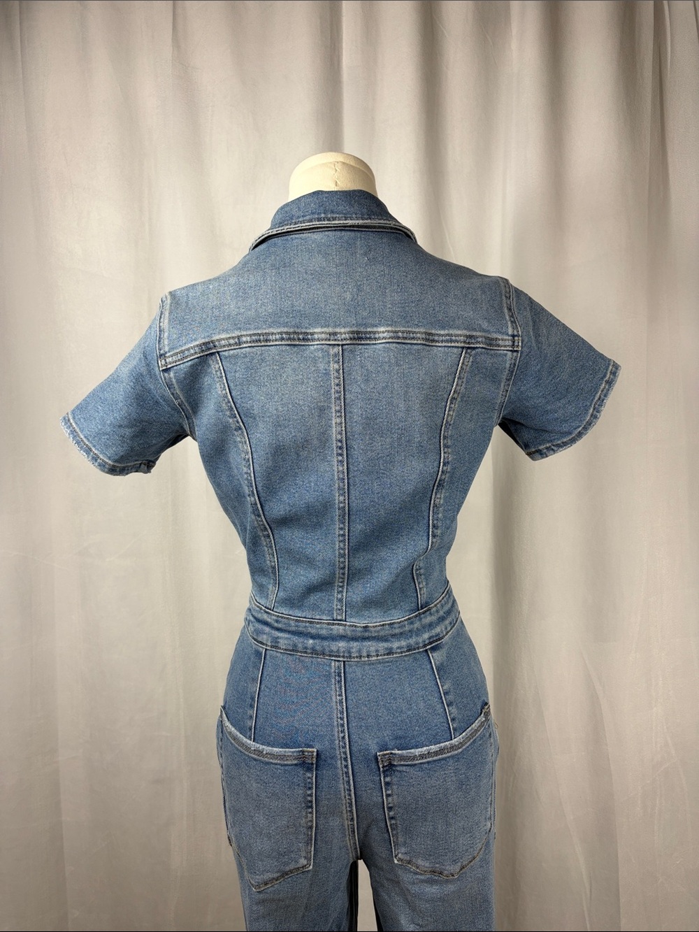 Good American Fit For Success Jumpsuit in Blue 274. - Picture 10 of 16
